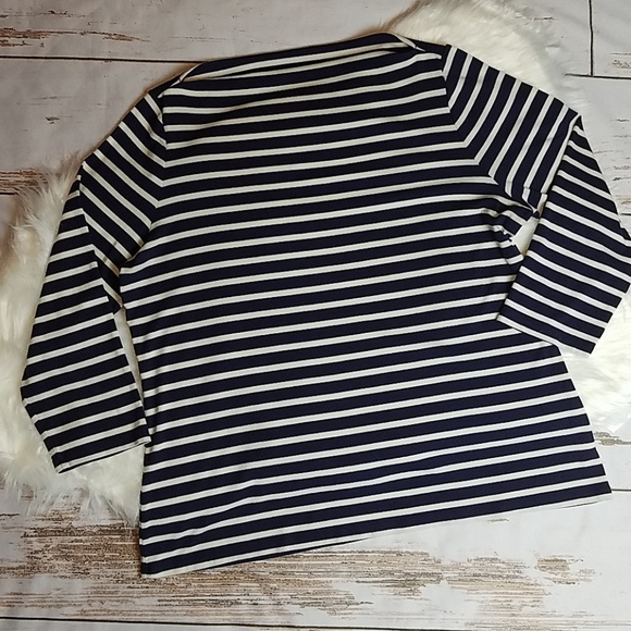 Old Navy Tops - Old Navy Classic Sabrina 3/4 sleeve T-shirt